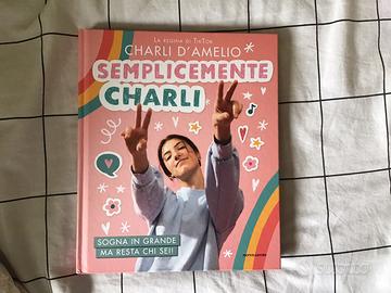 Libro CHARLI D ‘AMELIO