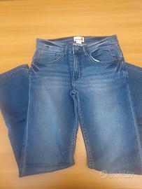 Pantaloni Jeans