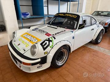 Porsche 911 sc gruppo 4