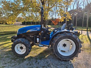 Trattore Newholland T3040