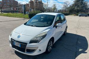 Renault Scenic X-Mod 1.6 cc benzina pari al nuovo 