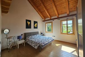 Stanza singola su villa indipendente