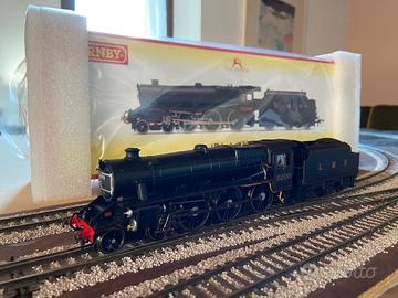 Locomotiva Hornby R30224 'Black 5' - Scala OO