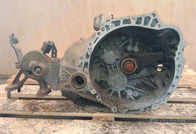 Cambio Toyota Avensis 2.0 D4D 6M anno 2012