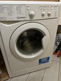 Lavatrice Indesit  Kg 6 nuovissima