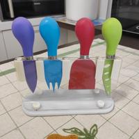 Set coltelli per formaggi