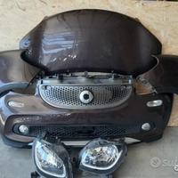 Frontale smart for four 2017