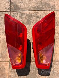 Fari posteriori fiat grande punto