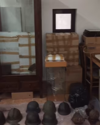 Militari elmetti ecc…