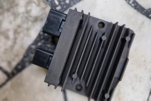 regolatore di tensione honda hornet 600