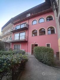 Appartamento 150 mq con giardino e garage