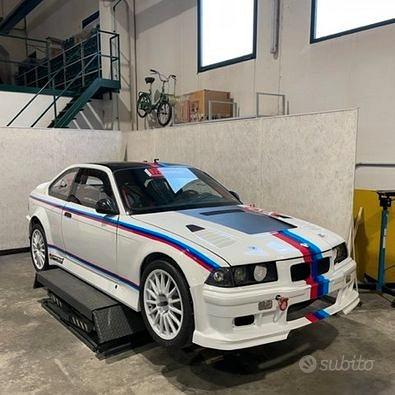 Coupé a tre posti BMW (E36) con cambio motore S50!