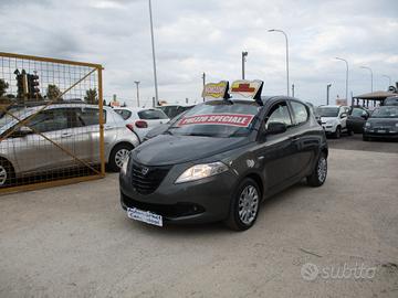 Lancia Ypsilon 1.2 69 CV 5 porte GPL Ecochic 2015