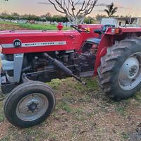 Trattore Massey Ferguson 135