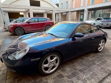 Porsche 996 Carrera 4 cat Coupè (auto d'epoca)