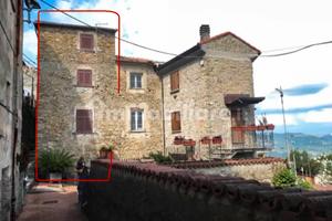 Terratetto a Follo Alto