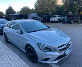 Mercedes CLA Shooting breke 200d automatica