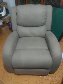 Poltrona elettrica per anziani
