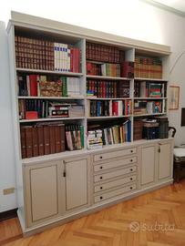 Libreria e mobile basso soggiorno