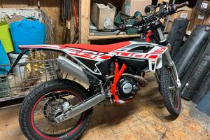BETA ENDURO RR 125 4T