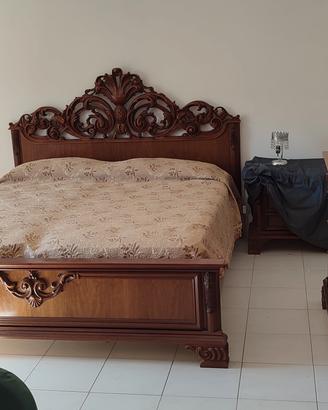 letto , comodini e comò 