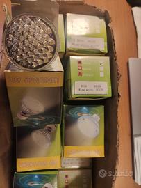 10 faretti led  attacco MR 16