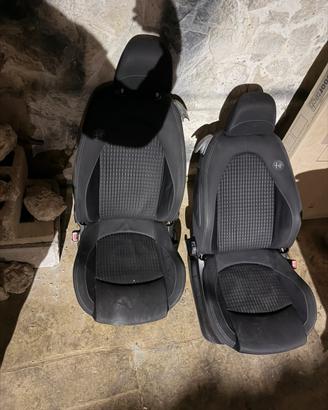 Sedili tappezzeria sport pack 5 posti alfa mito