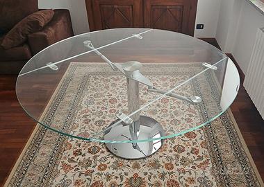 Tavolo in vetro