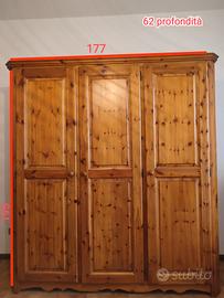 CAMERA RUSTICA IN LEGNO 