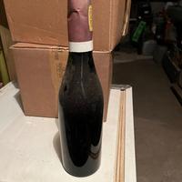 Bottiglie imbottigliamento vino