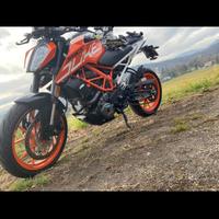 KTM 390 Duke