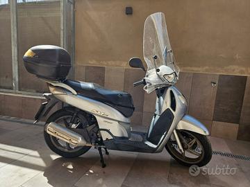 Honda SH 125 2006