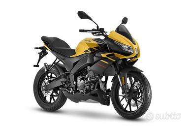 Aprilia Tuono 125 VIPER YELLOW EURO 5+