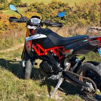 Aprilia dorsoduro 900 a2 