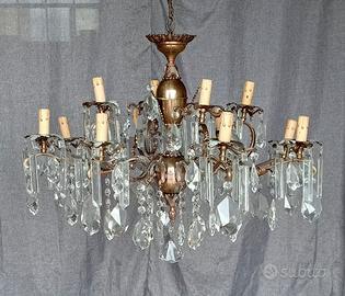 Lampadario con cristalli 