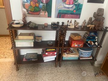 Due librerie in legno