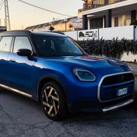 MINI Countryman C Favoured – 32.000 km