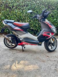 Aprilia 50 sr