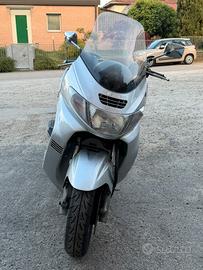 Suzuki Burgman 400