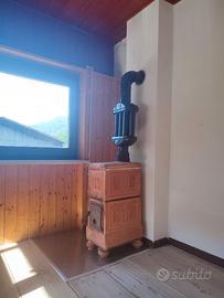 Antica stufa in terracotta "Società Fumisti Forlì"