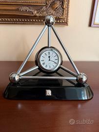 Orologio piramidale Pierre cardin