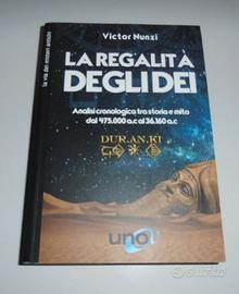 La regalità degli dei + La Dea che creò l'Uomo