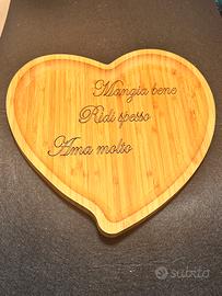 Espositori/Tagliere a forma di cuore