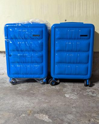 Coppia di trolley / valigie da cabina