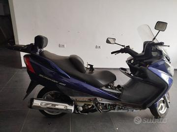 Ricambi scooter Suzuki AN 250/400 Burgman modello 