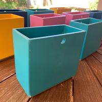 Set di 10 Vasi da Parete in Resina e Legno