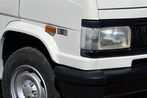 Cantonale ant dx per Fiat Ducato 1982/1994 nero