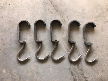 Ganci in acciaio DIN 250