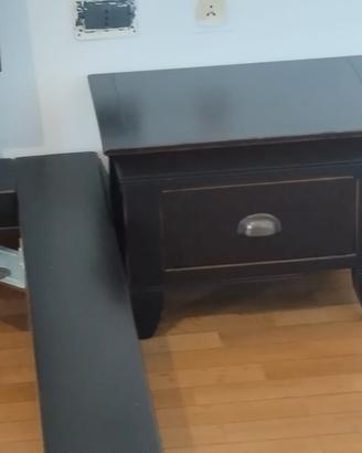 letto tatami con due comodini 