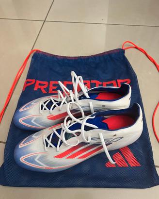 Scarpe calcio adidas predator calciatore